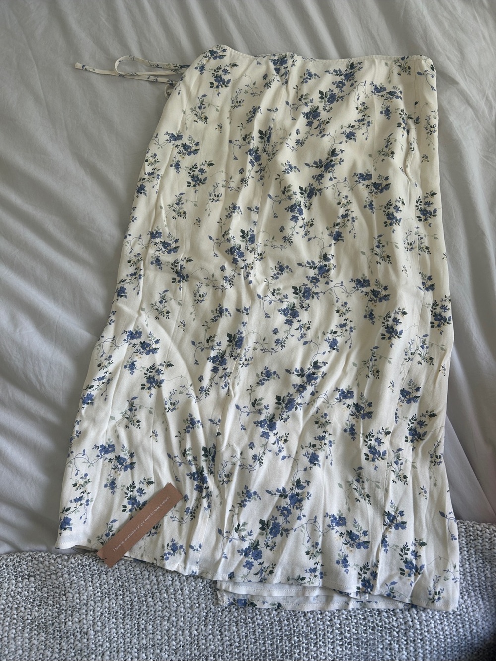 Reformation White Floral Two-Piece Skirt Set with Blue Print - Picture 11 of 12